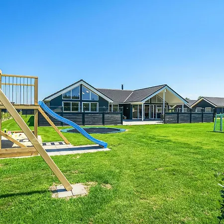 Holiday home 8 Bedroom Cozy In Norre Nebel