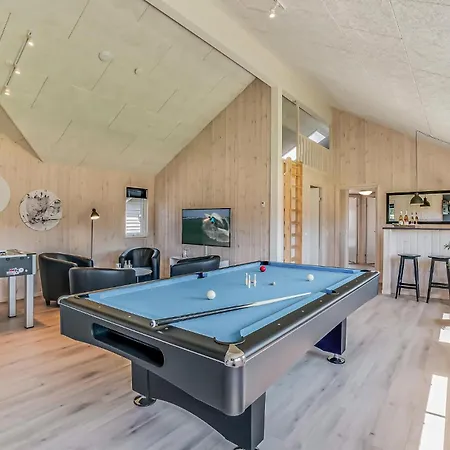 8 Bedroom Cozy In * Norre Nebel