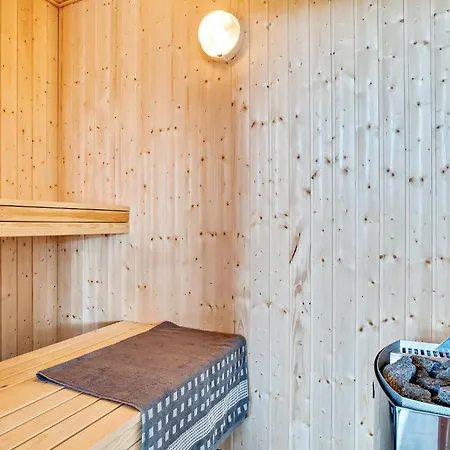 Lovely In With Sauna Feriehus *
